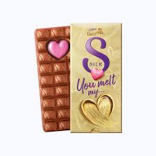 Cadbury Dairy Milk Silk You Melt My Heart Blush Chocolate Bar  250g